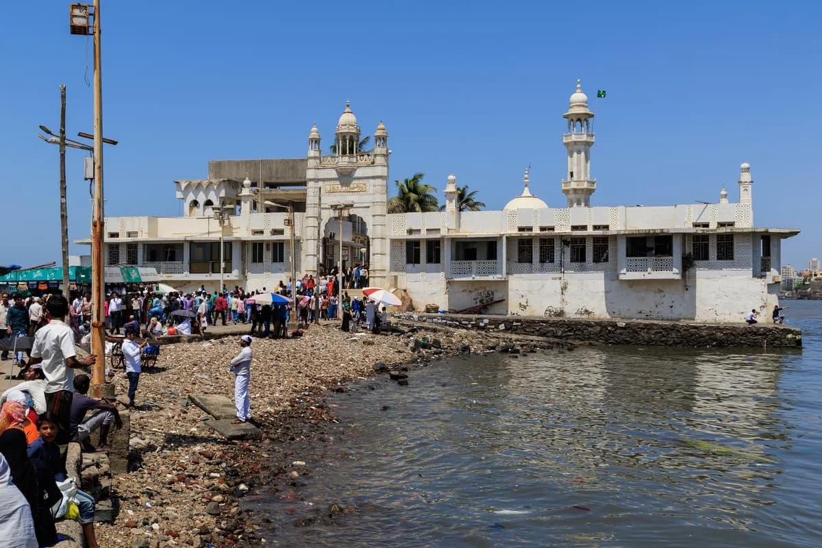 Haji Ali Dargah, Mumbai Darshan landmark