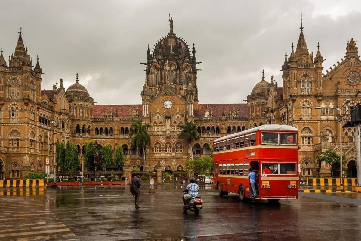 CST (Chhatrapati Shivaji Terminus), Mumbai Darshan landmark