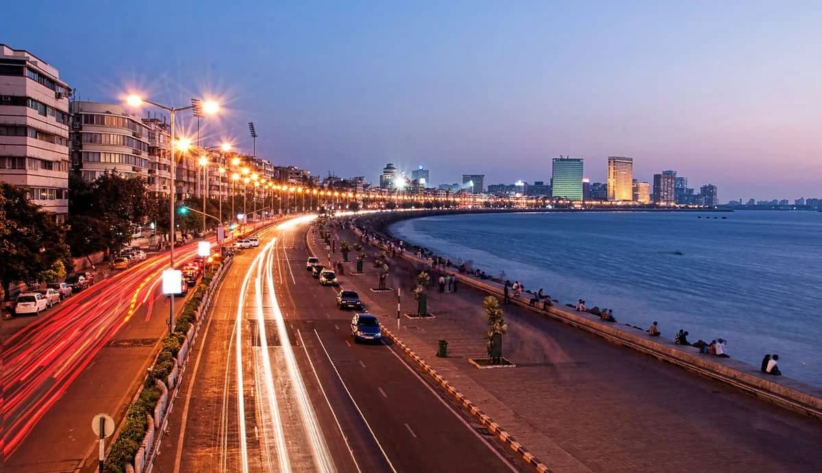 Marine Drive (Queen's Necklace), Mumbai Darshan landmark